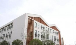 汉口学院最新爆料事件,校园事件引发热议，真相即将揭晓